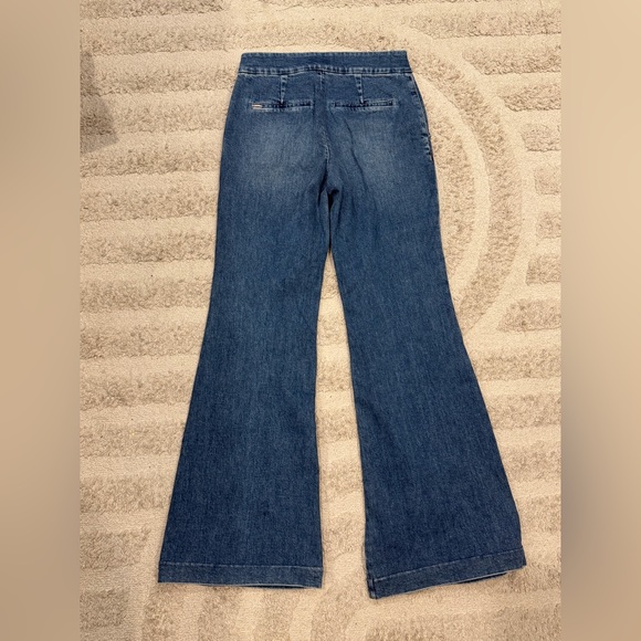 Alice + Olivia Dylan wide leg flare denim jeans 26 - Picture 14 of 16